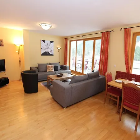 شاليه In Near Lift